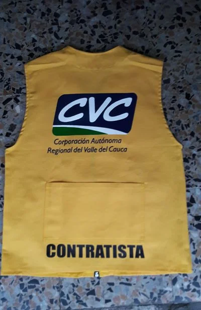 Chaleco tipo periodista cuello V - Imagen 2
